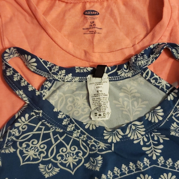 Girls shirts - Picture 3 of 3